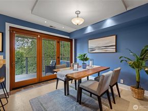 5746 37th Avenue NE, Seattle WA 98105