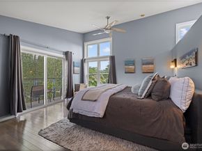 5746 37th Avenue NE, Seattle WA 98105