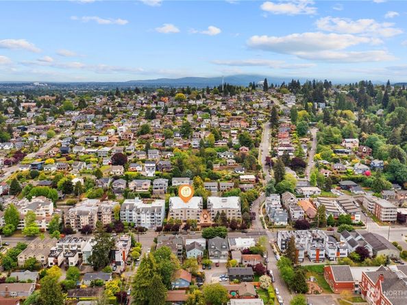 6960 California Avenue SW A104, Seattle WA 98136