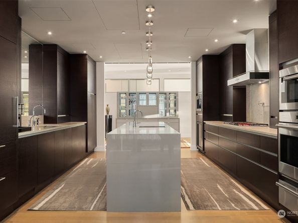 99 Union Street 1801, Seattle WA 98101