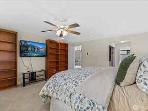 16972 65th Lane NE, Kenmore WA 98028