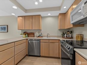 16972 65th Lane NE, Kenmore WA 98028
