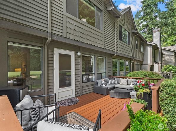 16972 65th Lane NE, Kenmore WA 98028