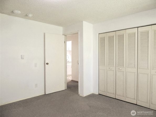 19409 56th Avenue W 306, Lynnwood WA 98036