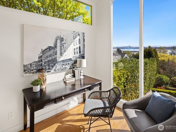 1521 36th Avenue S, Seattle WA 98144