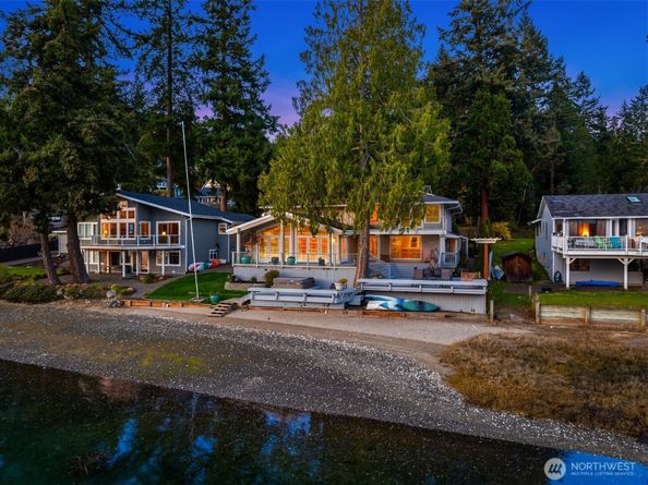 20593 Chief Sealth Drive NE, Indianola WA 98342