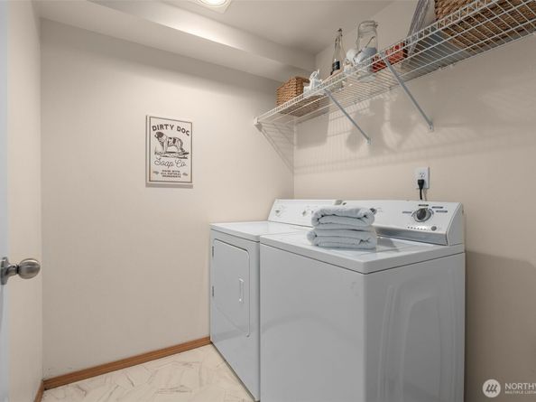 13709 Greenwood Avenue N, Seattle WA 98133