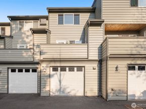 13709 Greenwood Avenue N, Seattle WA 98133