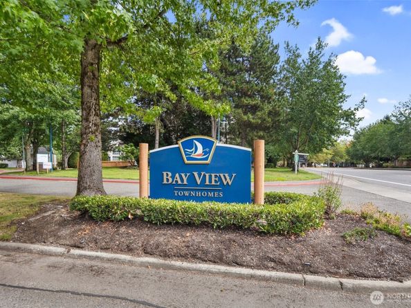 6232 S 233rd Street, Kent WA 98032
