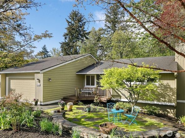 15144 SE 46th Way, Bellevue WA 98006