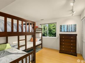 15144 SE 46th Way, Bellevue WA 98006