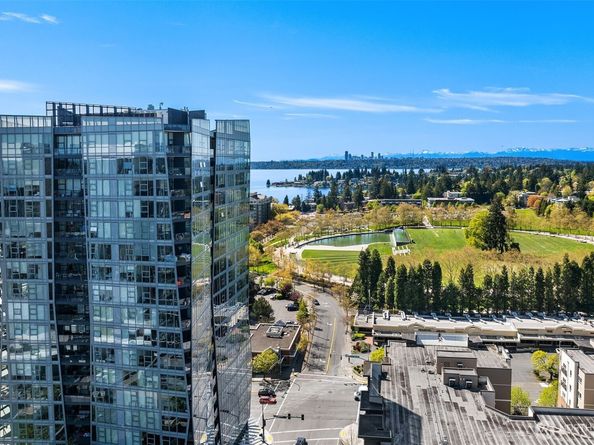 188 Bellevue Way NE 802, Bellevue WA 98004