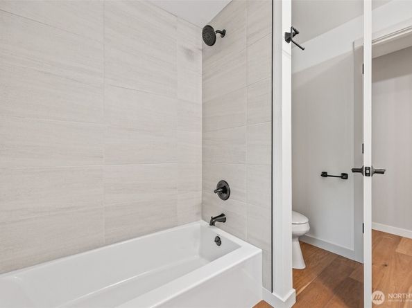11785 Penny Place NE, Bainbridge Island WA 98110