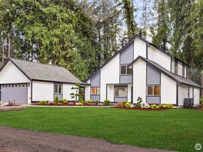 11785 Penny Place NE, Bainbridge Island WA 98110