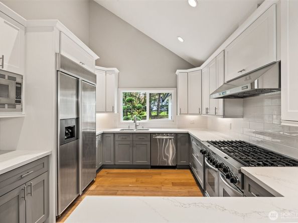 11785 Penny Place NE, Bainbridge Island WA 98110
