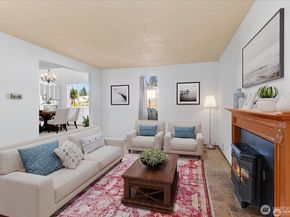 18210 5th Avenue NE, Shoreline WA 98155