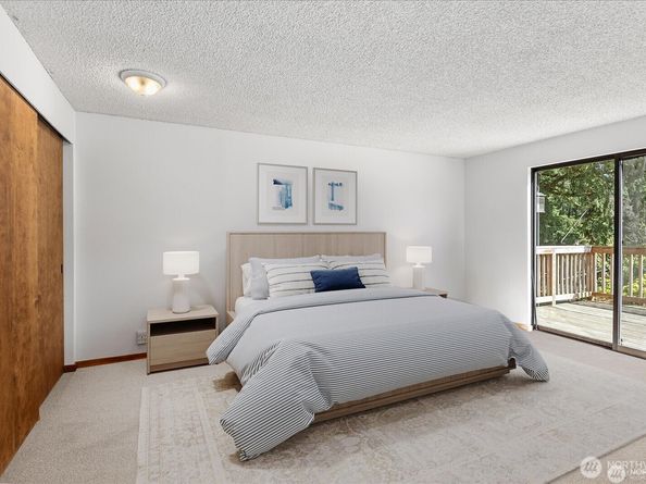 18210 5th Avenue NE, Shoreline WA 98155