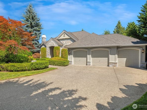 1104 268th Way SE, Sammamish WA 98075