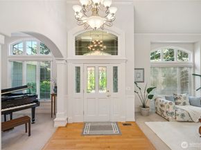 1104 268th Way SE, Sammamish WA 98075