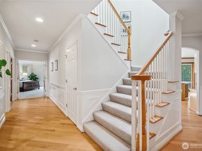 1104 268th Way SE, Sammamish WA 98075
