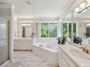 1104 268th Way SE, Sammamish WA 98075