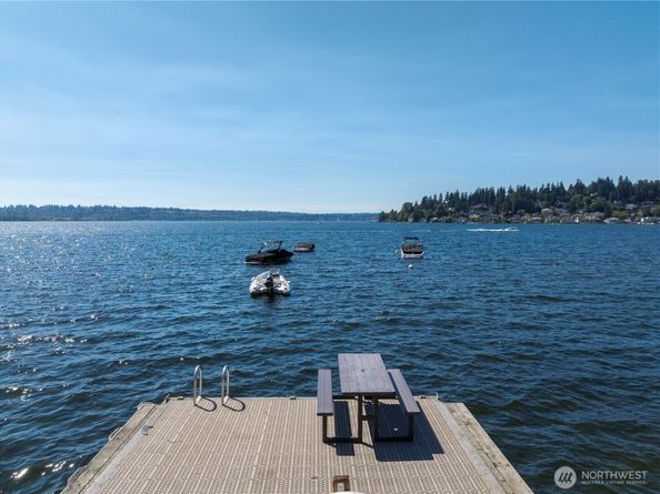 941 20th Place W, Kirkland WA 98033