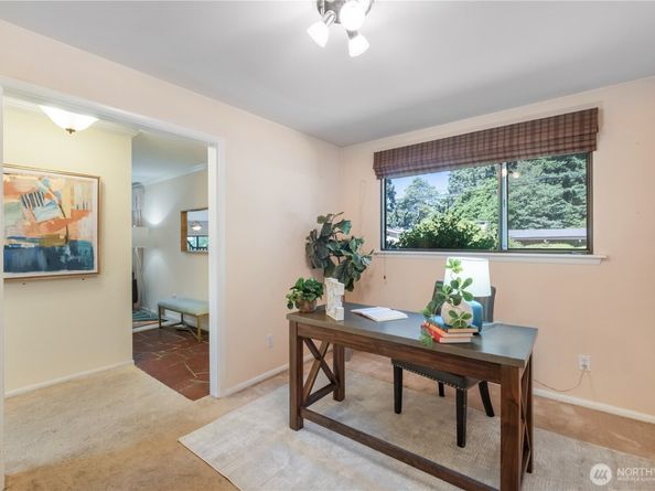 941 20th Place W, Kirkland WA 98033