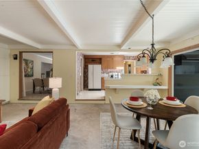941 20th Place W, Kirkland WA 98033