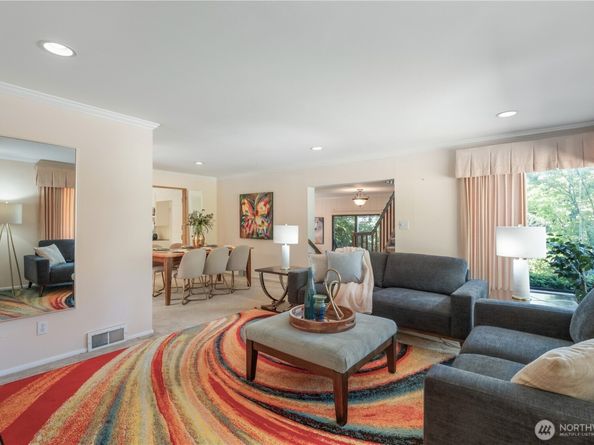 941 20th Place W, Kirkland WA 98033