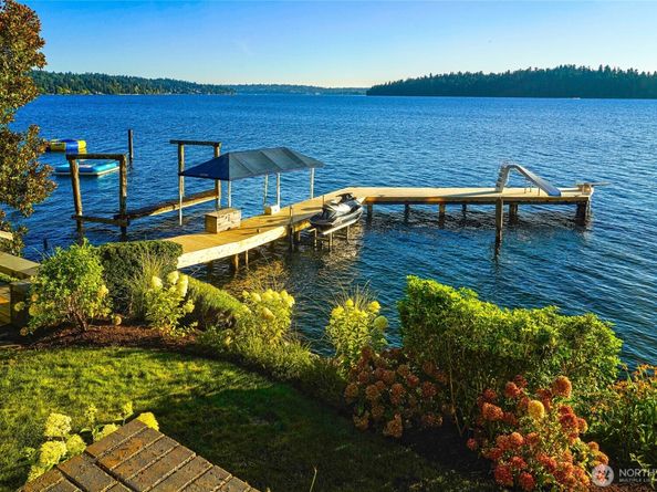 18 Holly Lane, Mercer Island WA 98040
