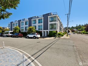 3070 61st Avenue SW, Seattle WA 98116