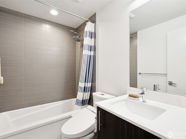 3070 61st Avenue SW, Seattle WA 98116