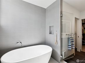 3070 61st Avenue SW, Seattle WA 98116