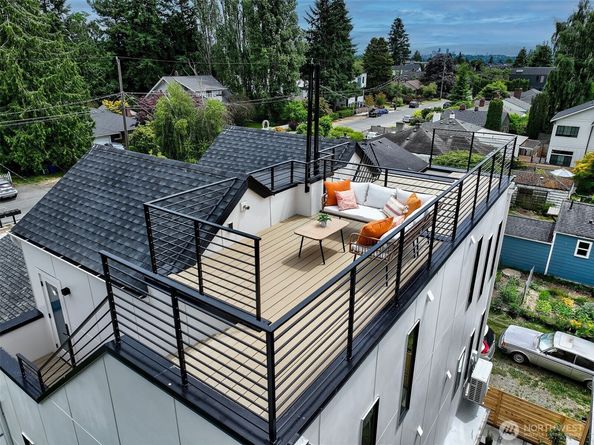 8733 13th Avenue NW A, Seattle WA 98117