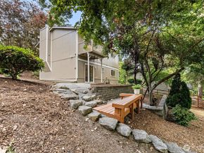 19004 12th Avenue NE, Shoreline WA 98155