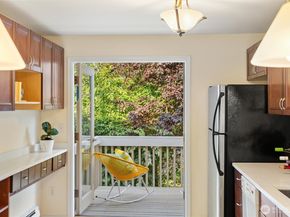19004 12th Avenue NE, Shoreline WA 98155