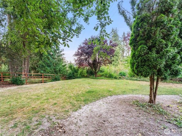 19004 12th Avenue NE, Shoreline WA 98155