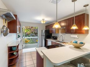 19004 12th Avenue NE, Shoreline WA 98155