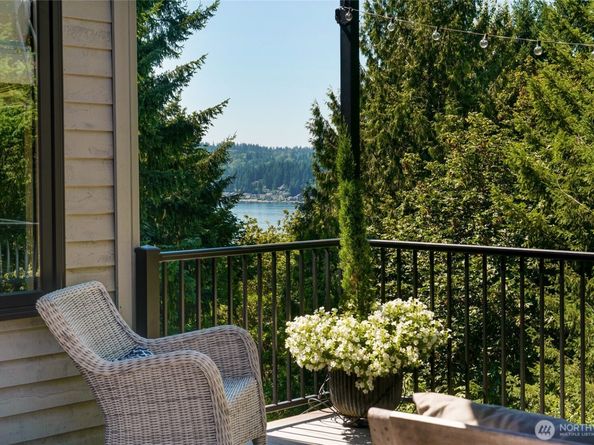 19530 SE 24th Place, Sammamish WA 98075