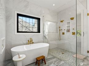 19530 SE 24th Place, Sammamish WA 98075