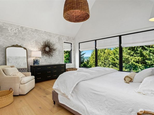 19530 SE 24th Place, Sammamish WA 98075
