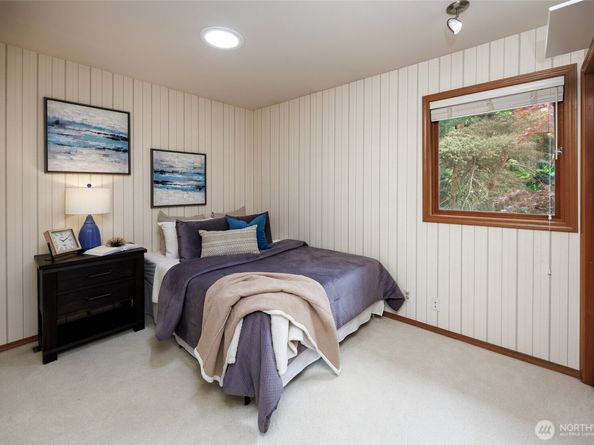 11423 NE 104th Street, Kirkland WA 98033