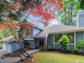 11423 NE 104th Street, Kirkland WA 98033