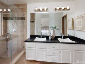 11423 NE 104th Street, Kirkland WA 98033