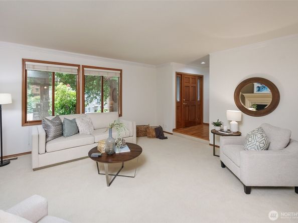 11423 NE 104th Street, Kirkland WA 98033