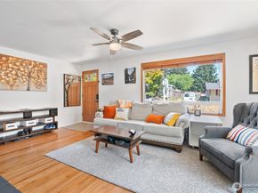 11515 7th Avenue NE, Seattle WA 98125