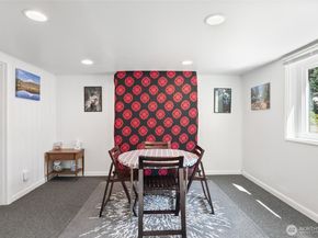 11515 7th Avenue NE, Seattle WA 98125