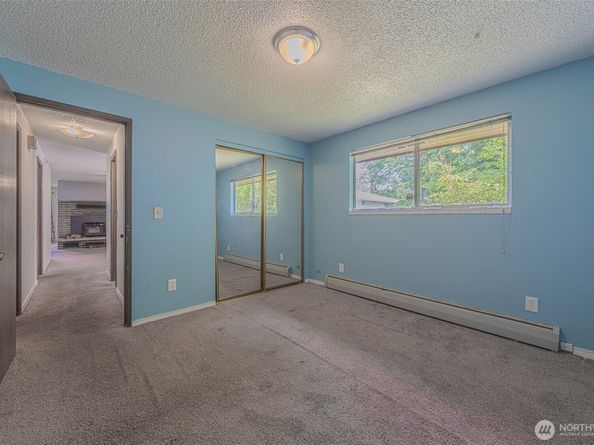 5735 NE 8th Street, Renton WA 98059
