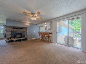 5735 NE 8th Street, Renton WA 98059