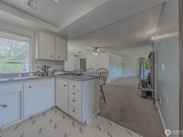 5735 NE 8th Street, Renton WA 98059